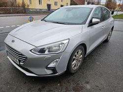 Begagnad 2019 Ford Focus Halvkombi | 129 000 kr (Marknadspris)