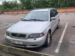 Grå Begagnad 2004 Volvo V40 Kombi | 7 000 kr (Bra pris)