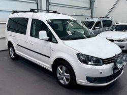 Vit Begagnad 2011 VW Caddy Maxi Life Minibuss | 189 900 kr