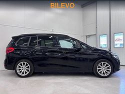 Svart Begagnad 2015 BMW 220 Gran Tourer Sport Line Minibuss | 144 900 kr (Marknadspris)