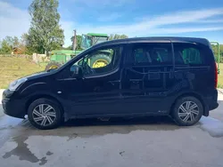 Svart Begagnad 2016 Citroën Berlingo Minibuss | 90 000 kr (Lite dyr)