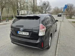 Svart Begagnad 2019 Toyota Prius+ Minibuss | 135 000 kr (Dyr)
