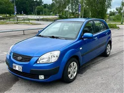 Blå Begagnad 2008 Kia Rio 2 Halvkombi | 39 500 kr (Marknadspris)