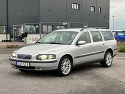 Ljusgrå (grå) Begagnad 2004 Volvo V70 Business Edition Kombi | 29 900 kr (Marknadspris)