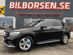 Svart Begagnad 2017 Mercedes GLC350 AMG line SUV | 269 000 kr (Bra pris)