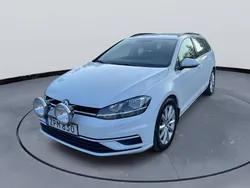 Vit Begagnad 2018 VW Golf VII Kombi | 94 900 kr (Superpris)
