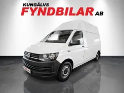 Vit Begagnad 2016 VW T6 Van | 279 900 kr