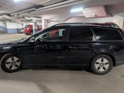 Begagnad 2010 Volvo V50 Momentum Kombi | 40 000 kr (Marknadspris)