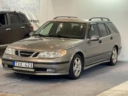 Grå Begagnad 2003 Saab 9-5 Vector Kombi | 15 900 kr (Marknadspris)