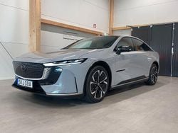 Grå Ny 2025 Mazda 6e Takumi-Line Sedan | 522 400 kr
