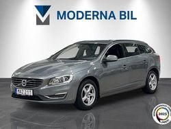 Grå Begagnad 2015 Volvo V60 Momentum Kombi | 109 900 kr (Marknadspris)