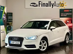 Vit Begagnad 2015 Audi A3 Sportback Attraction Halvkombi | 144 900 kr (Marknadspris)