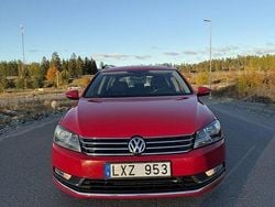 Röd Begagnad 2012 VW Passat Kombi | 65 000 kr (Bra pris)