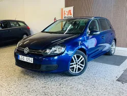 Mörkblå (blå) Begagnad 2011 VW Golf VI Halvkombi | 69 900 kr (Marknadspris)