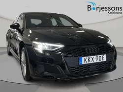 Svart Begagnad 2023 Audi A3 Sportback Advanced Plus Halvkombi | 249 000 kr (Bra pris)