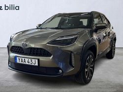 Grön Ny 2025 Toyota Yaris Hybrid Active SUV | 329 900 kr (Dyr)