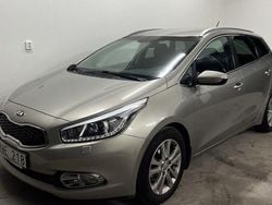Grå Begagnad 2013 Kia Ceed Sportswagon Comfort Kombi | 74 900 kr (Marknadspris)