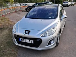 Grå Begagnad 2013 Peugeot 308 Halvkombi | 55 000 kr (Marknadspris)