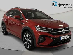 Röd Begagnad 2021 VW Taigo R-line SUV | 259 000 kr (Marknadspris)