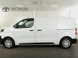 Vit Ny 2024 Toyota Proace Van | 423 900 kr (Marknadspris)