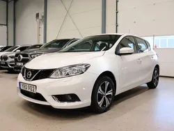 Vit Begagnad 2017 Nissan Pulsar Halvkombi | 104 900 kr (Marknadspris)