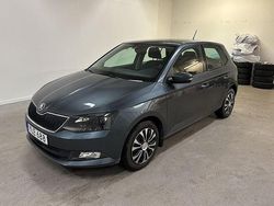 Grå Begagnad 2017 Skoda Fabia Style Halvkombi | 119 995 kr (Lite dyr)