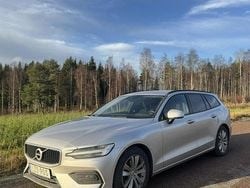 Silver Begagnad 2019 Volvo V60 Kombi | 159 000 kr