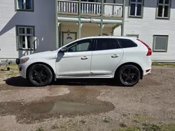 Vit Begagnad 2013 Volvo XC60 R-Design SUV | 139 000 kr (Bra pris)