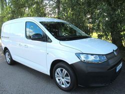 Vit Begagnad 2022 VW Caddy Maxi Minibuss | 288 750 kr (Dyr)