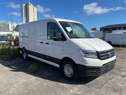 Vit Begagnad 2024 VW Crafter Van | 609 900 kr (Dyr)