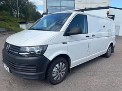 Vit Begagnad 2016 VW T6 Van | 94 800 kr