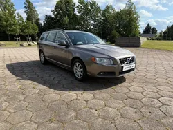 Grå Begagnad 2010 Volvo V70 Momentum Kombi | 82 800 kr (Marknadspris)