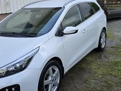 Vit Begagnad 2016 Kia Ceed Sportswagon GT-Line Kombi | 109 000 kr (Marknadspris)