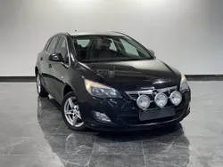 Begagnad 2010 Opel Astra Enjoy Halvkombi | 20 000 kr (Marknadspris)