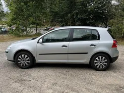 Silver Begagnad 2005 VW Golf IV Trendline Halvkombi | 32 900 kr (Marknadspris)