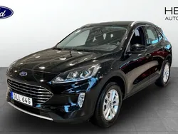 Svart (black) Begagnad 2022 Ford Kuga Titanium SUV | 244 900 kr (Bra pris)