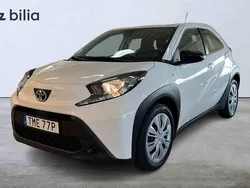 Vit Begagnad 2022 Toyota Aygo Halvkombi | 139 900 kr (Bra pris)
