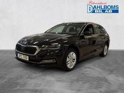 Svart (black magic pearl) Begagnad 2021 Skoda Octavia Style Kombi | 278 900 kr (Marknadspris)