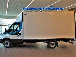 Vit Begagnad 2025 Iveco Daily Van | 636 250 kr