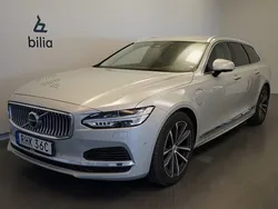 Vit Begagnad 2021 Volvo V90 Inscription Kombi | 369 500 kr (Marknadspris)