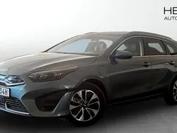 Grå (green) Begagnad 2022 Kia Ceed Sportswagon Advance Kombi | 259 000 kr (Marknadspris)