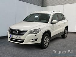 Vit Begagnad 2010 VW Tiguan SUV | 39 900 kr (Marknadspris)