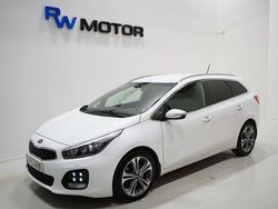Vit Begagnad 2016 Kia Ceed GT-Line Halvkombi | 134 800 kr (Marknadspris)