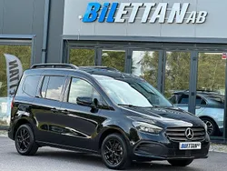 Begagnad 2024 Mercedes T180 Premium Minibuss | 299 900 kr