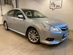 Silver Begagnad 2012 Subaru Legacy Sedan | 122 900 kr (Marknadspris)