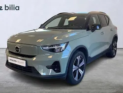Grön Begagnad 2022 Volvo XC40 Core SUV | 339 900 kr