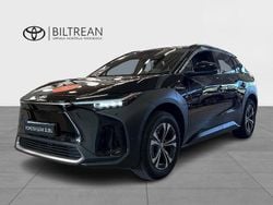 Svart Begagnad 2023 Toyota bZ4X Executive SUV | 429 000 kr (Marknadspris)