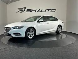 Vit Begagnad 2018 Opel Insignia Enjoy Halvkombi | 129 900 kr (Bra pris)