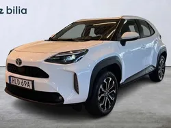 Vit Begagnad 2022 Toyota Yaris Cross Active SUV | 279 900 kr (Marknadspris)