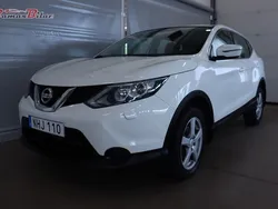 Vit Begagnad 2016 Nissan Qashqai SUV | 152 900 kr (Marknadspris)